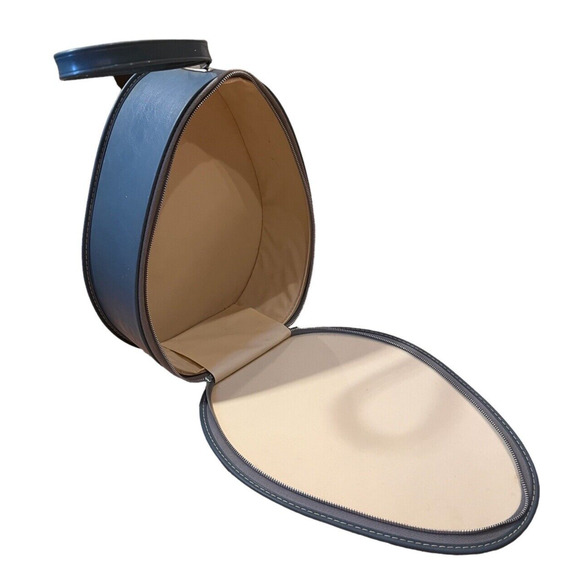 Vintage Suitcase Oval Train Case Carry On Bag Blue Mid-Century Egg Shape 1960's - Picture 2 of 14